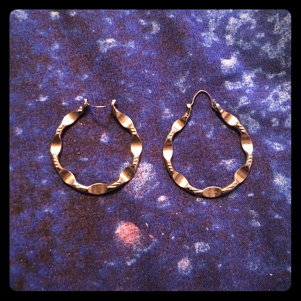 Vintage twisted hoop earrings